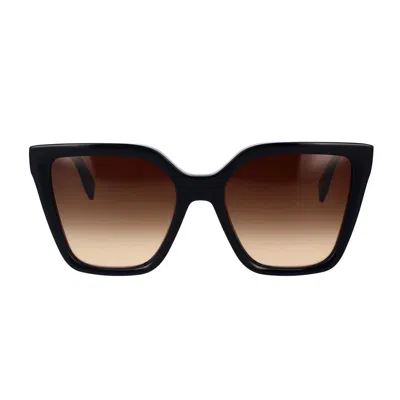 Fendi Sunglasses In Black