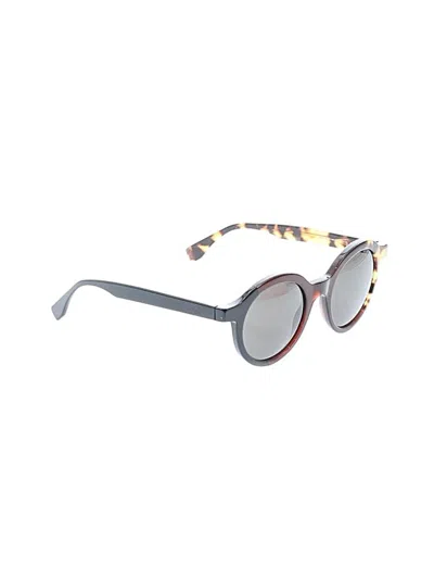 Pre-owned Fendi Sunglasses In Brown