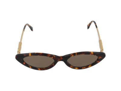 Fendi Sunglasses  Fe40202i 56e 51/18/145 In Red