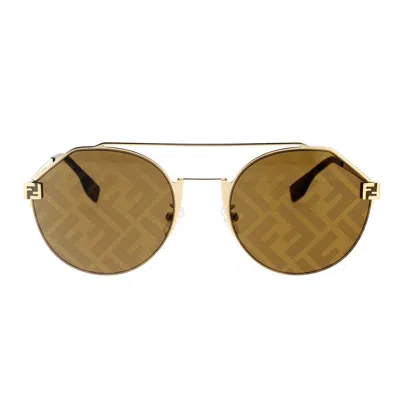 Fendi Sunglasses In Gold