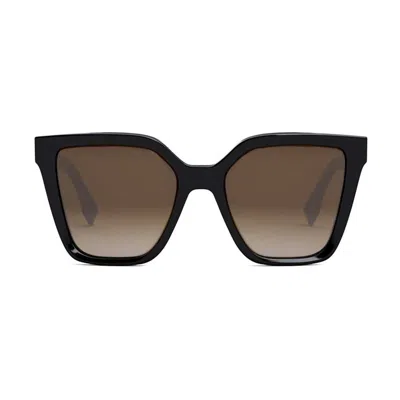 Fendi Sunglasses In Nero/marrone