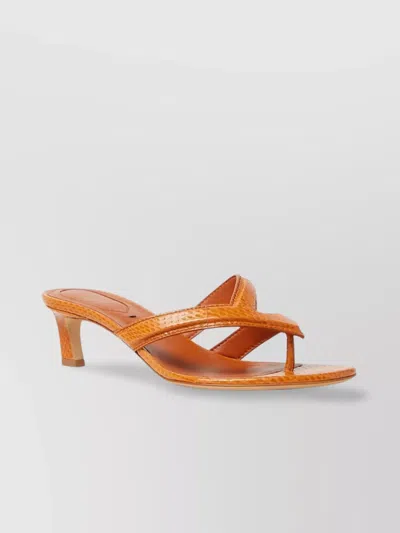 FENDI TOE OPEN STRAPPY SANDALS TEXTURED FINISH