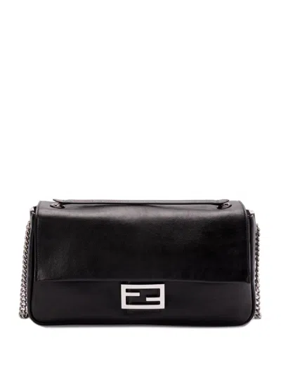 Fendi Uette Chain Bags