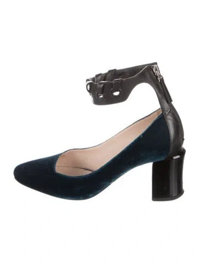 Pre-owned Fendi Velvet Pumps In Blue