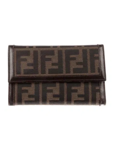 Pre-owned Fendi Vintage 2000 Compact Wallet In Brown