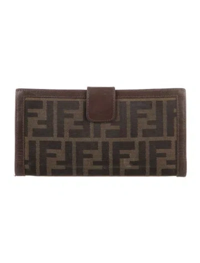 Pre-owned Fendi Vintage 2000 Continental Wallet In Brown
