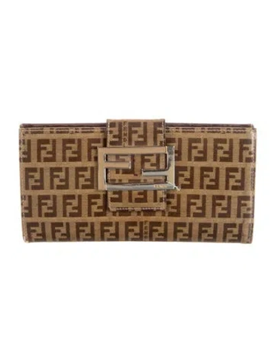 Pre-owned Fendi Vintage 2001 Continental Wallet In Brown