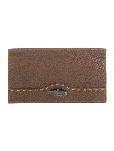 Pre-owned Fendi Vintage 2006 Continental Wallet In Brown