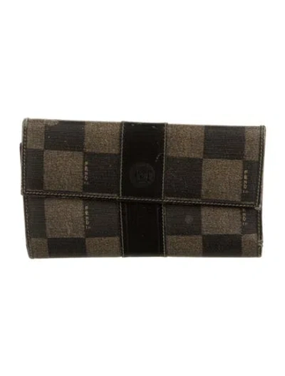 Pre-owned Fendi Vintage 2006 Wallet In Brown