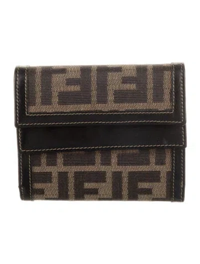 Pre-owned Fendi Vintage 2007 Compact Wallet In Brown