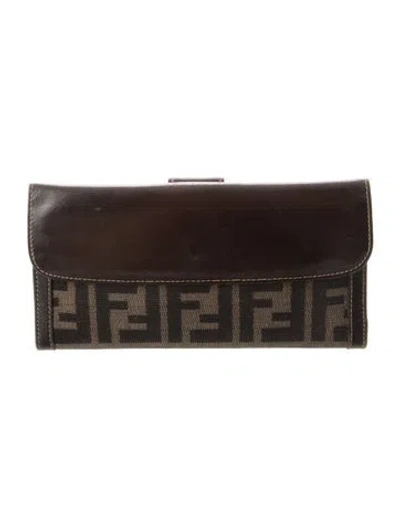Pre-owned Fendi Vintage 2008 Continental Wallet In Brown