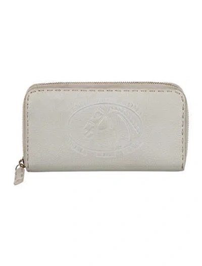Pre-owned Fendi Vintage 2011 Continental Wallet In White