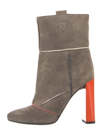 Pre-owned Fendi Vintage Suede Boots In Grey/orange