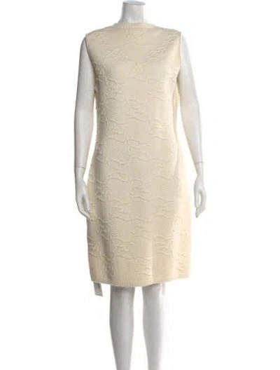 Pre-owned Fendi Virgin Wool Knee-length Dress In White