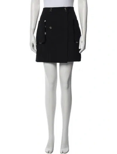 Pre-owned Fendi Virgin Wool Mini Skirt In Black