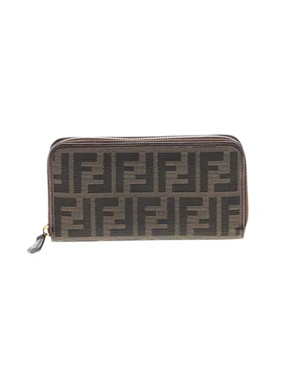 Pre-owned Fendi Wallet In Brown
