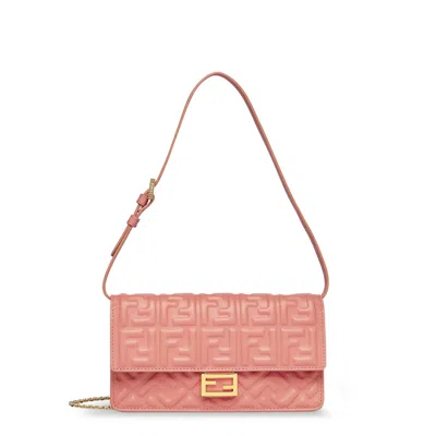 Fendi Wallet On Chain Baguette Leather Bag In Pink