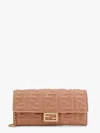 Fendi Wallet On Chain Baguette Portafoglio In Nappa Marrone Chiaro Con In Pink