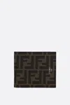 Fendi Portafoglio Ff Bi-fold In Tessuto Ff Marrone In Tbmr+nr+pall