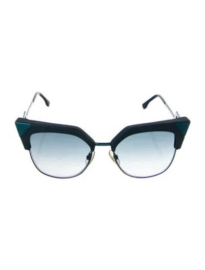 Pre-owned Fendi Wayfarer Gradient Sunglasses In Black