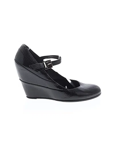 Pre-owned Fendi Wedges In Black