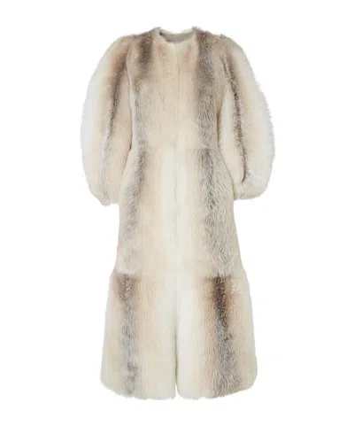 Fendi White Dorsato Shearling Coat In Gray