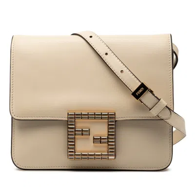 Pre-owned Fendi White Leather Shoulder Bag ()