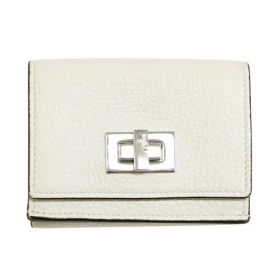 Pre-owned Fendi White Leather Wallet (tri-fold) ()