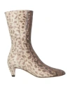 Fendi Mid-heeled Boots In Brown