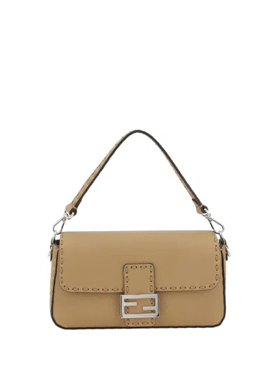 Fendi Baguette Shoulder Bag In Beige