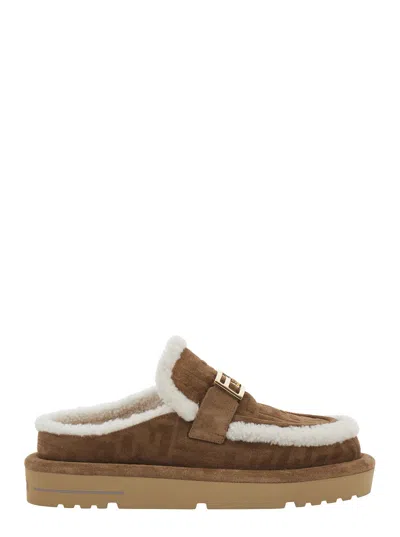 FENDI FENDI WOMEN BEIGE MULES WITH LOGO LETTERING ON THE REAR AND FF BUCKLE IN SUEDE WOMAN