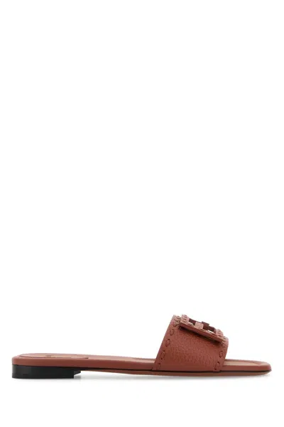 Fendi Women Brick Leather Baguette Slippers