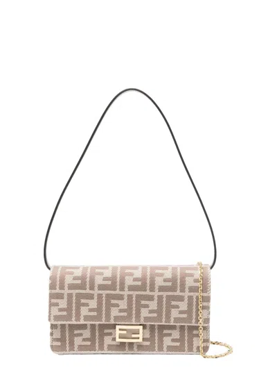 Fendi Women's Chain Pouch