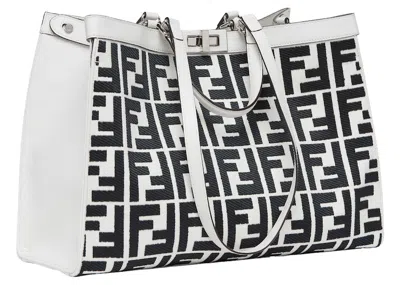 Pre-owned Fendi Women's  By Marc Jacobs Xtote White Canvas Shopper With Ff Embroidery