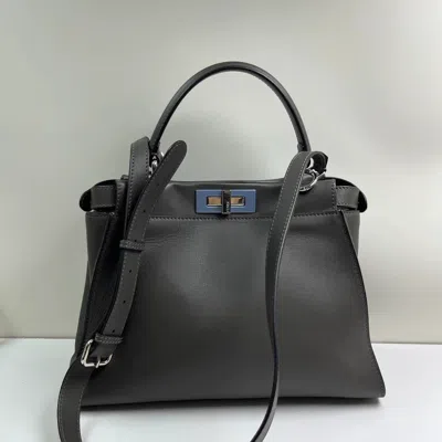 Fendi Women Pre-loved Bag Very Good Condition In Black
