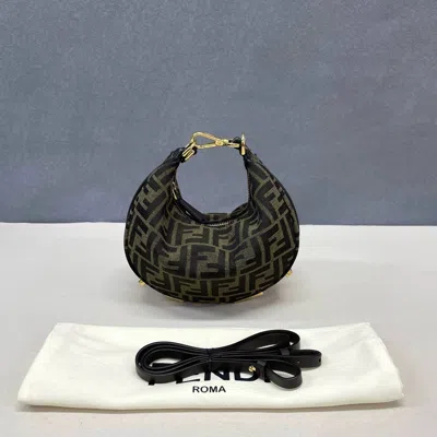 Fendi Women Pre-loved Bag Very Good Condition In Brown
