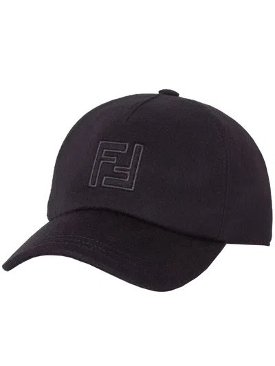 Fendi Logo Embroidered Baseball Cap In Black