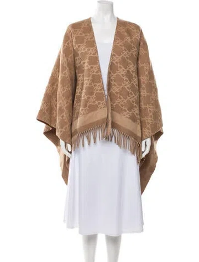 Pre-owned Fendi Wool Graphic Print Shawl In Neutrals