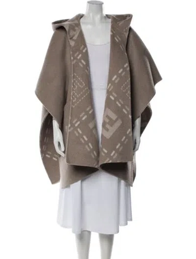 Pre-owned Fendi Wool Patterned Poncho In Neutrals
