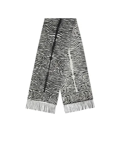 Fendi Wool Scarf With Tiger Animalier Print In Black