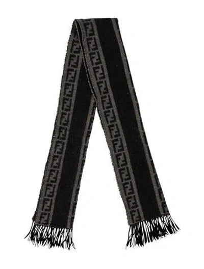 Pre-owned Fendi Wool Vintage Scarf In Black