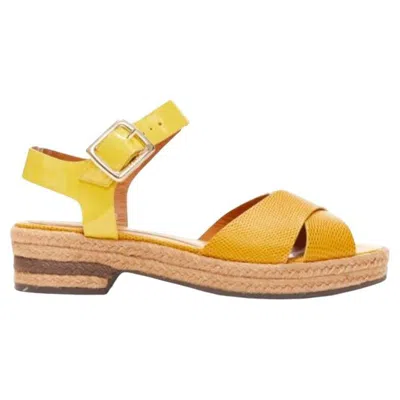Pre-owned Fendi Yellow Embossed Leather Cross Strap Patent Ankle Strap Jute Sandal Eu36.5
