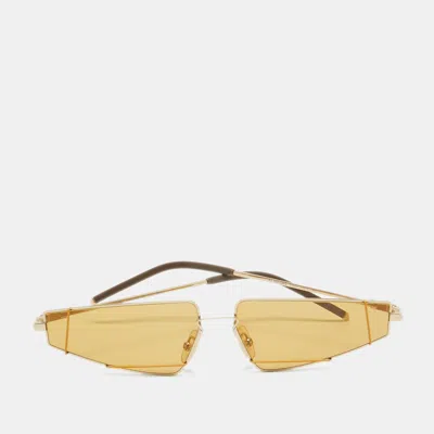 Pre-owned Fendi Yellow Ffm0054/s Geometric Sunglasses