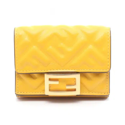 Pre-owned Fendi Yellow Leather Wallet (tri-fold) ()