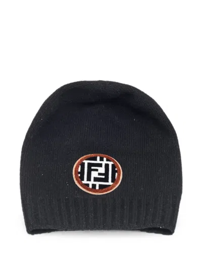Pre-owned Fendi Zucca Appliqué Beanie Hat In Black