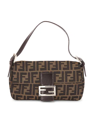 Pre-owned Fendi Zucca Baguette Shoulder Bag In Brown