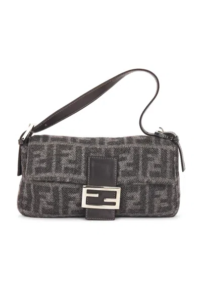 Fendi Zucca Baguette Shoulder Bag In Grey