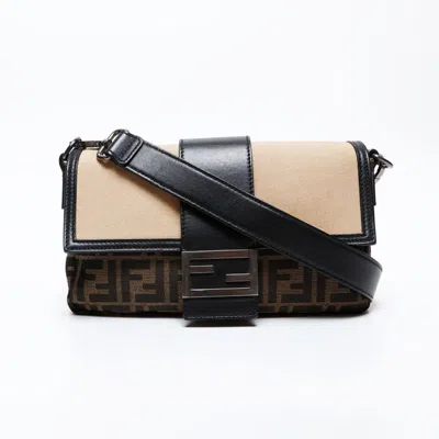 Pre-owned Fendi Zucca Brown Shoulder Bag ()