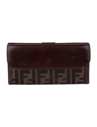 Pre-owned Fendi Zucca Ff Logo Canvas Continental Wallet In Brown