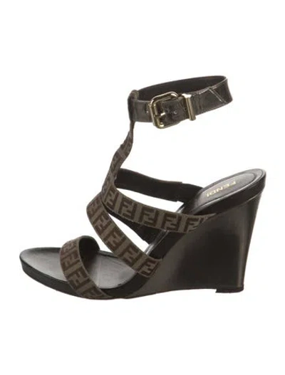 Pre-owned Fendi Zucca Ff Logo Canvas Gladiator Sandals In Brown
